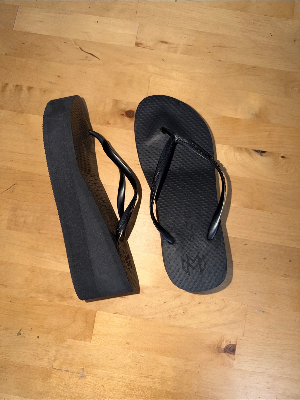 Brand New Black Womens Platform Flip Flop Sandals